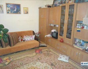 Maison 4 chambres à vendre dans Floresti