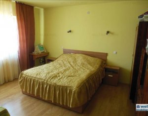 Maison 5 chambres à vendre dans Floresti