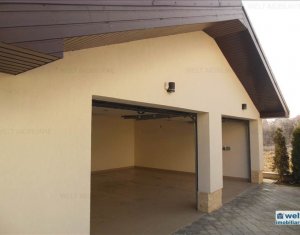 Maison 4 chambres à vendre dans Floresti