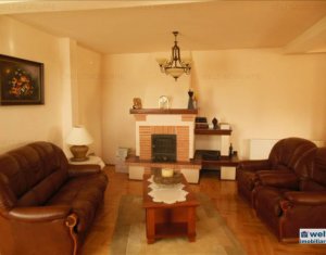 Maison 4 chambres à vendre dans Floresti