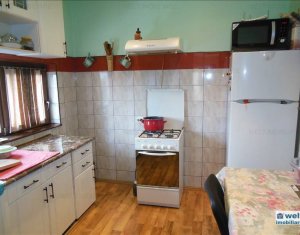 Maison 4 chambres à vendre dans Cluj-napoca, zone Dambul Rotund