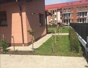 Maison 4 chambres à vendre dans Floresti