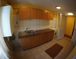 Appartement 3 chambres à vendre dans Cluj-napoca, zone Zorilor