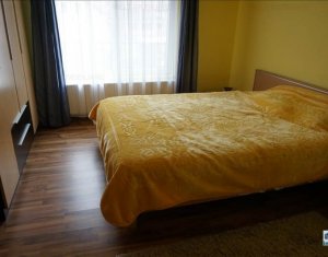 Ház 4 szobák eladó on Floresti