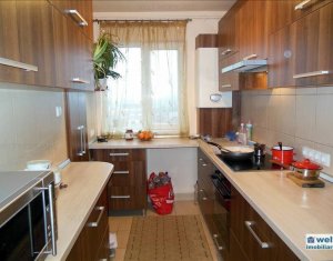 Lakás 4 szobák eladó on Cluj-napoca, Zóna Manastur