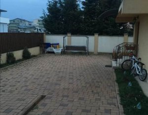 Maison 5 chambres à vendre dans Floresti