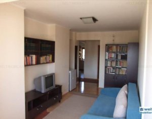 Appartement 3 chambres à vendre dans Cluj-napoca, zone Manastur