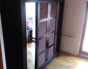 Appartement 3 chambres à vendre dans Cluj-napoca, zone Manastur