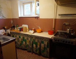 Ház 4 szobák eladó on Cluj-napoca, Zóna Dambul Rotund