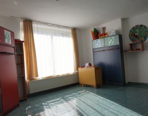 Üzlethelyiség eladó on Floresti