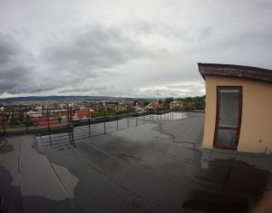 Maison 6 chambres à vendre dans Cluj-napoca, zone Iris