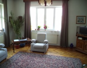 Ház 3 szobák eladó on Cluj-napoca, Zóna Centru