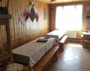 Nyaralók eladó on Belis