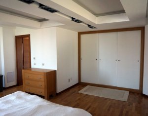 Maison 7 chambres à vendre dans Cluj-napoca, zone Europa