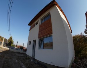 Ház 4 szobák eladó on Cluj-napoca, Zóna Manastur