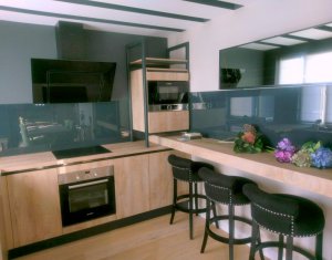 Appartement 3 chambres à louer dans Cluj-napoca, zone Centru