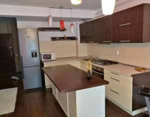 Appartement 3 chambres à louer dans Cluj-napoca, zone Zorilor