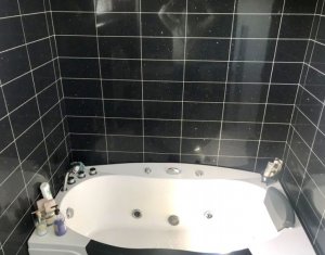 Appartement 3 chambres à louer dans Cluj-napoca, zone Marasti