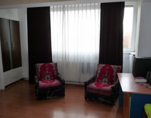 Lakás 4 szobák eladó on Cluj-napoca, Zóna Manastur