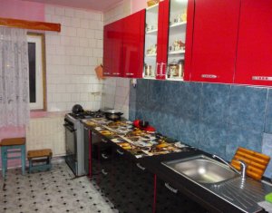 Appartement 4 chambres à vendre dans Cluj-napoca, zone Manastur