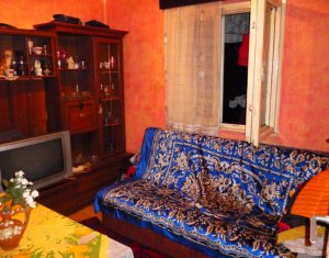 Appartement 4 chambres à vendre dans Cluj-napoca, zone Manastur