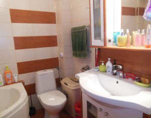 Appartement 3 chambres à vendre dans Floresti
