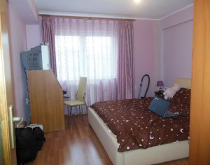 Appartement 3 chambres à vendre dans Floresti