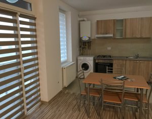 Appartement 3 chambres à louer dans Floresti