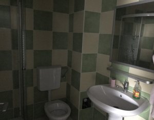 Lakás 2 szobák eladó on Floresti