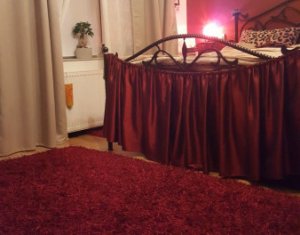 Appartement 3 chambres à vendre dans Cluj-napoca, zone Intre Lacuri