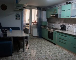 Appartement 3 chambres à vendre dans Cluj-napoca, zone Intre Lacuri