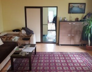 Maison 4 chambres à vendre dans Cluj-napoca, zone Dambul Rotund