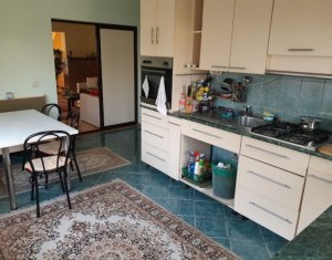 Maison 4 chambres à vendre dans Cluj-napoca, zone Dambul Rotund