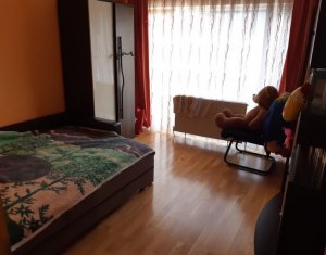 Maison 4 chambres à vendre dans Cluj-napoca, zone Dambul Rotund