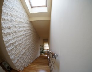 Appartement 4 chambres à vendre dans Cluj-napoca, zone Andrei Muresanu