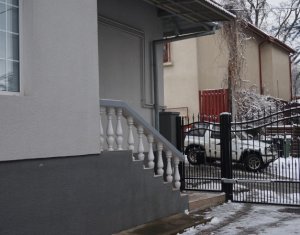 Maison 3 chambres à vendre dans Cluj-napoca, zone Zorilor