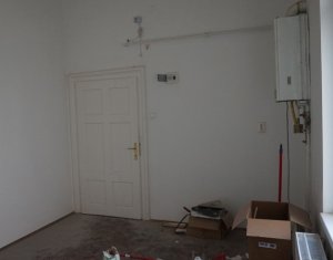 Bureau à louer dans Cluj-napoca, zone Centru