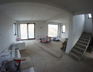 Maison 4 chambres à vendre dans Cluj-napoca, zone Borhanci