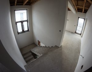 Maison 4 chambres à vendre dans Cluj-napoca, zone Borhanci