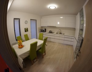 Maison 5 chambres à vendre dans Cluj-napoca, zone Borhanci