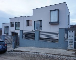 , 160m2 dans Cluj-napoca, zone Borhanci