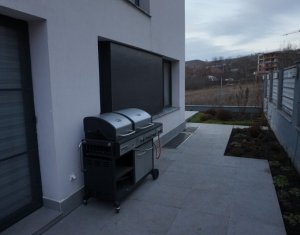 Maison 5 chambres à vendre dans Cluj-napoca, zone Borhanci