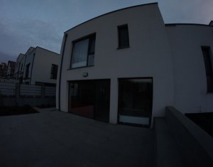 Maison 5 chambres à vendre dans Cluj-napoca, zone Borhanci