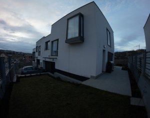 Maison 5 chambres à vendre dans Cluj-napoca, zone Borhanci
