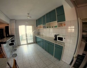 Lakás 4 szobák eladó on Cluj-napoca, Zóna Zorilor