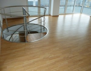 Appartement 4 chambres à vendre dans Cluj-napoca, zone Buna Ziua