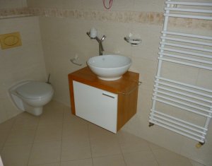 Appartement 4 chambres à vendre dans Cluj-napoca, zone Buna Ziua