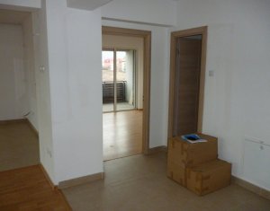 Appartement 4 chambres à vendre dans Cluj-napoca, zone Buna Ziua