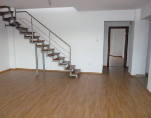 Appartement 5 chambres à vendre dans Cluj-napoca, zone Buna Ziua