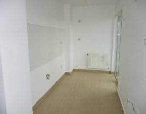 Appartement 5 chambres à vendre dans Cluj-napoca, zone Buna Ziua